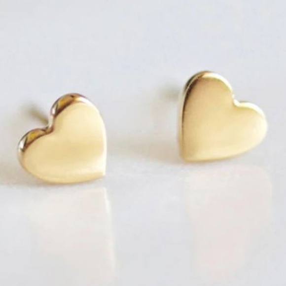 🔥2 for $15🔥 Heart Pierced Earrings - Picture 2 of 8